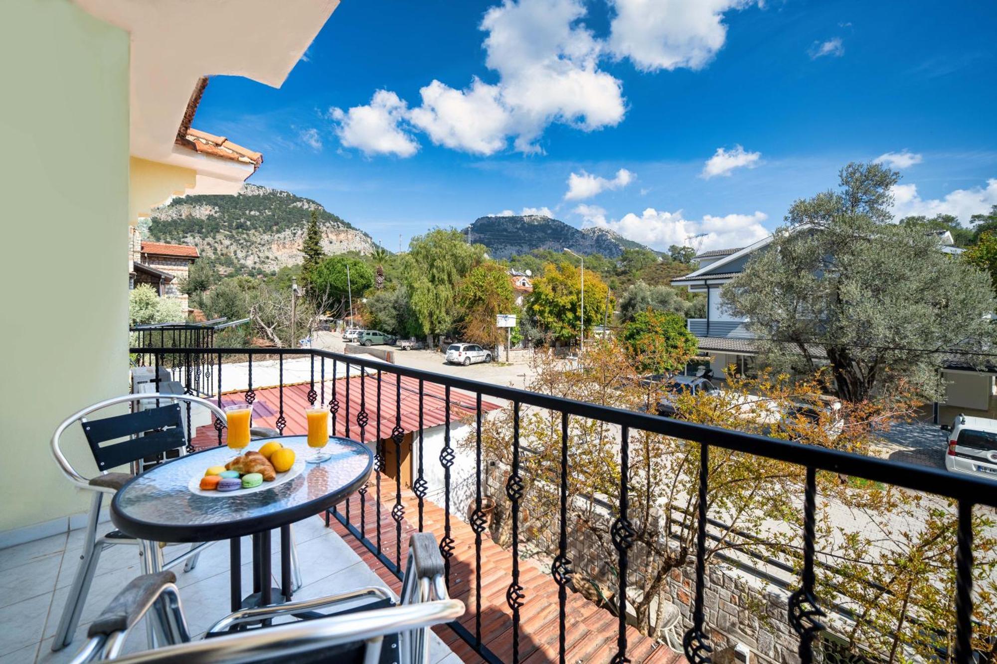 Dedeminn Garden Hotel Göcek Esterno foto